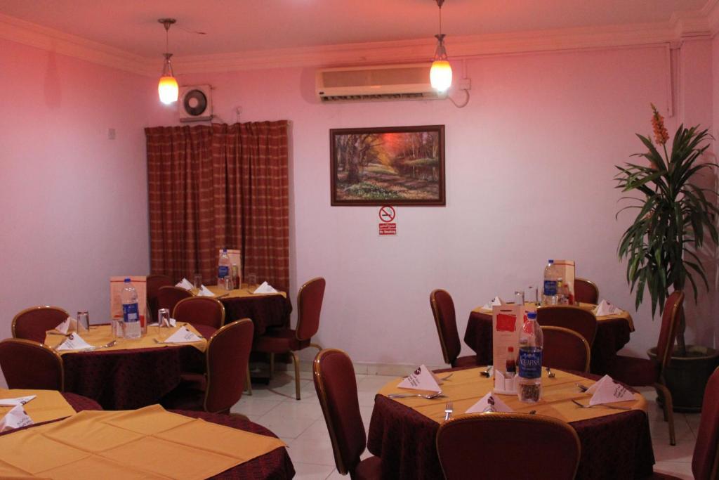 Gulf Horizon Hotel Ad Dawhah Esterno foto